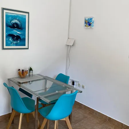 Mamma Mia Apartments-city Center Apartment *